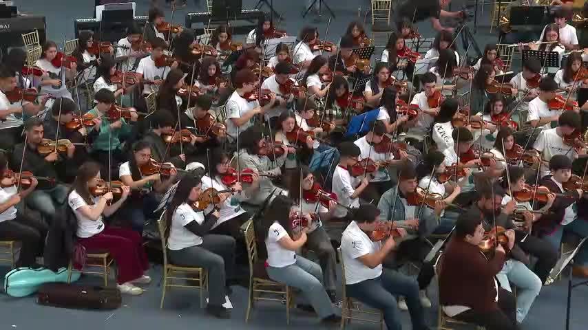 Orquestas Juveniles del Biobío despiden año con concierto sinfónico