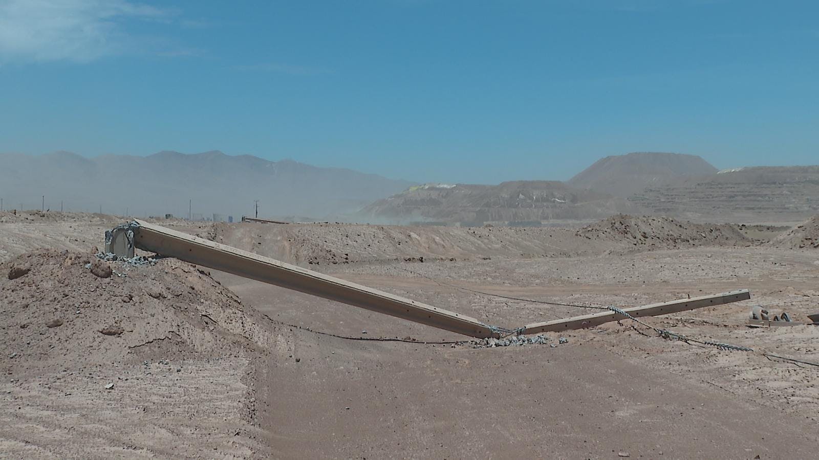 Un nuevo y masivo robo de cables de cobre afectó a la comuna de Baquedano 