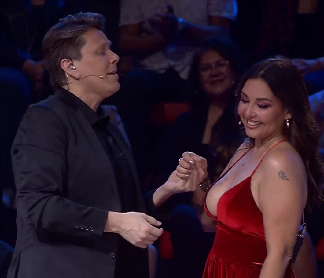 Denisse Malebrán, Andrés de León y José Feliciano protagonizan bello momento
