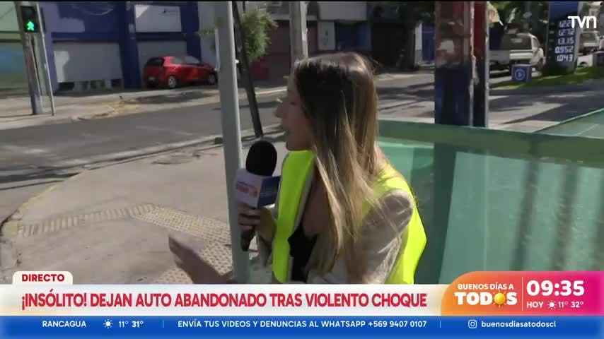 ¿Conductor fantasma? El enigma del auto chocado que lleva más de 7 horas abandonado
