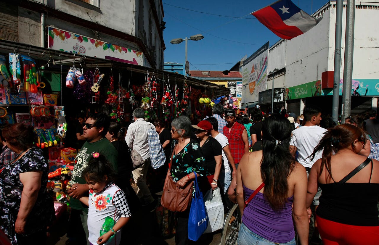 Alcalde de Estación Central detalla plan de seguridad en barrio Meiggs por compras de Navidad