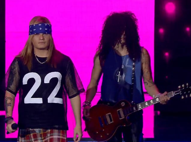 El rock de Axl y Slash prende la noche de "Mi nombre es"