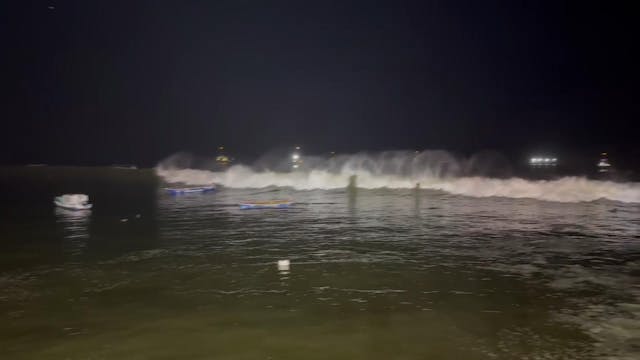 Una decena de botes destruidos por marejadas en Mejillones