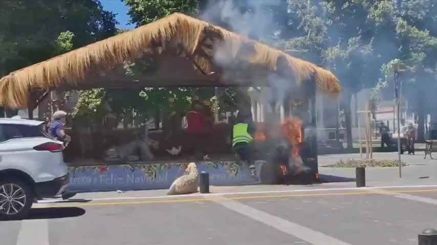 Queman pesebre en Plaza Independencia de Concepción