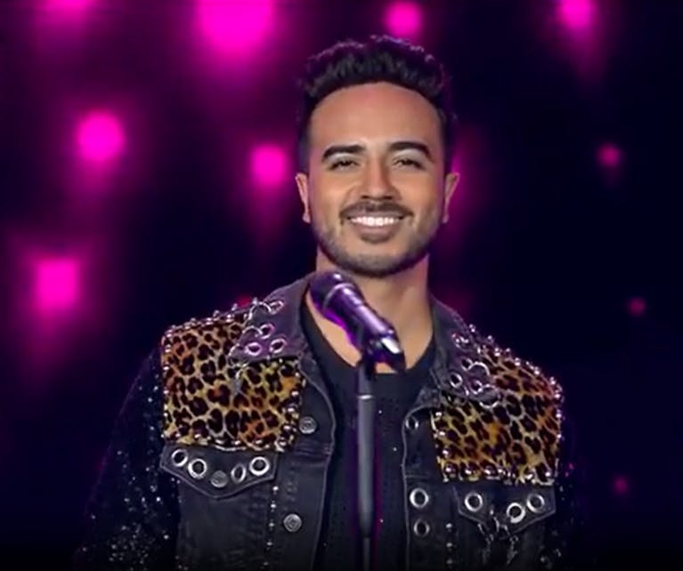El encanto de Luis Fonsi en "Mi Nombre es"