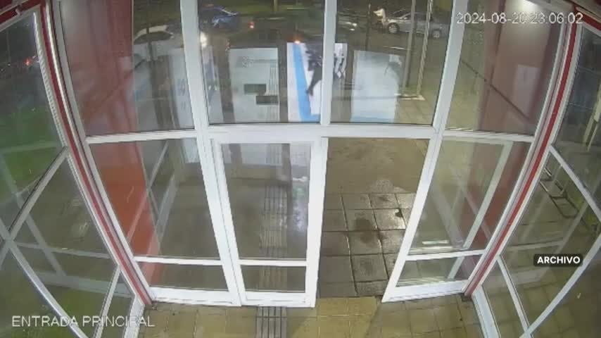 Antisociales dispararon contra automóvil con tres ocupantes en San Pedro de la Paz