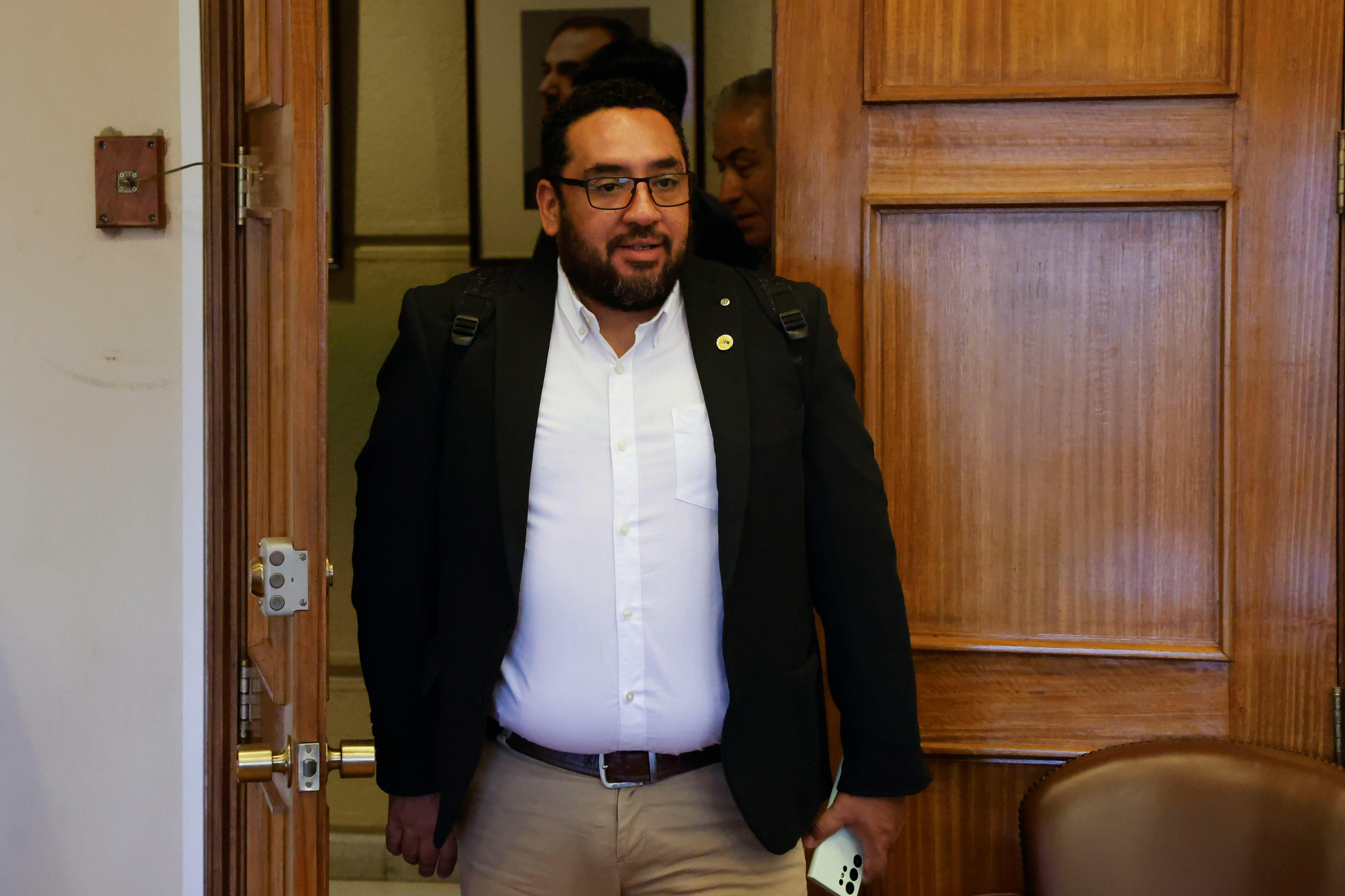 Ministro Cataldo y proyecto de Ley fin al CAE: Los votos hay que construirlos