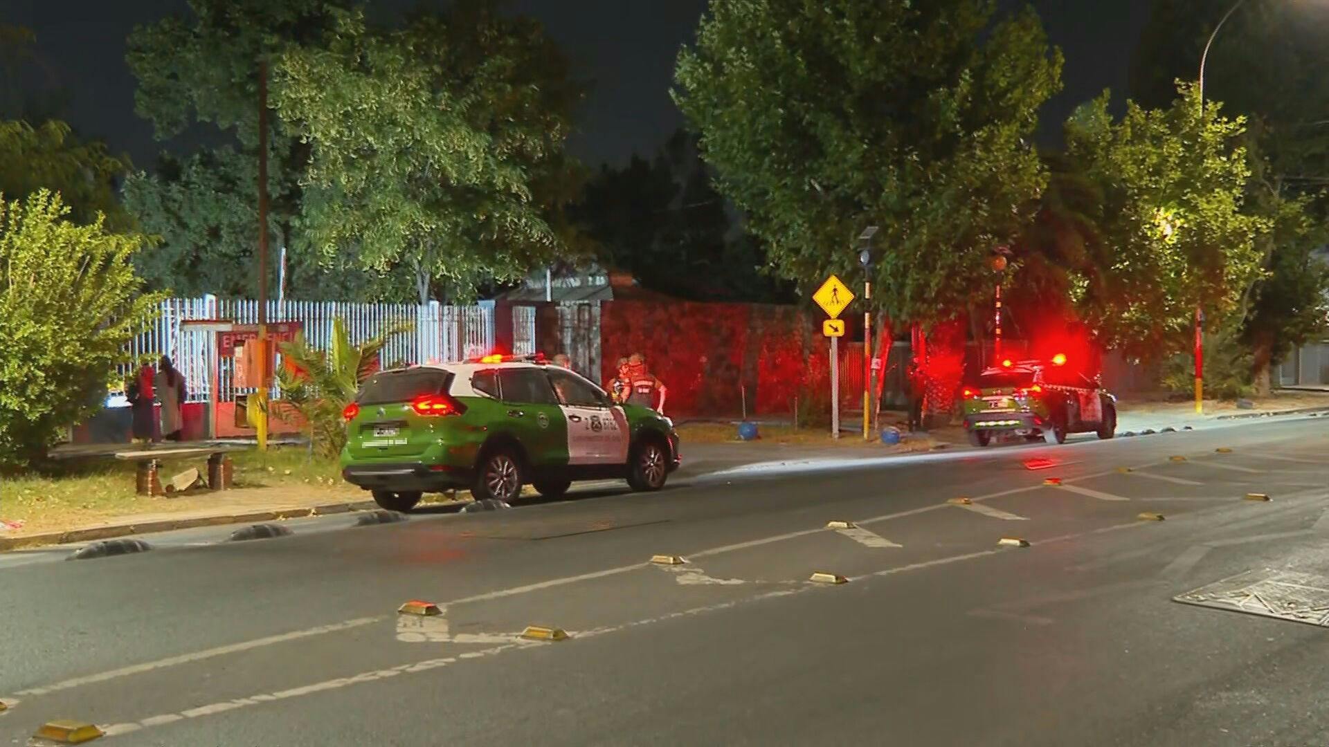 Tres baleados graves en Hospital Clínico de la Universidad de Chile tras encerrona 