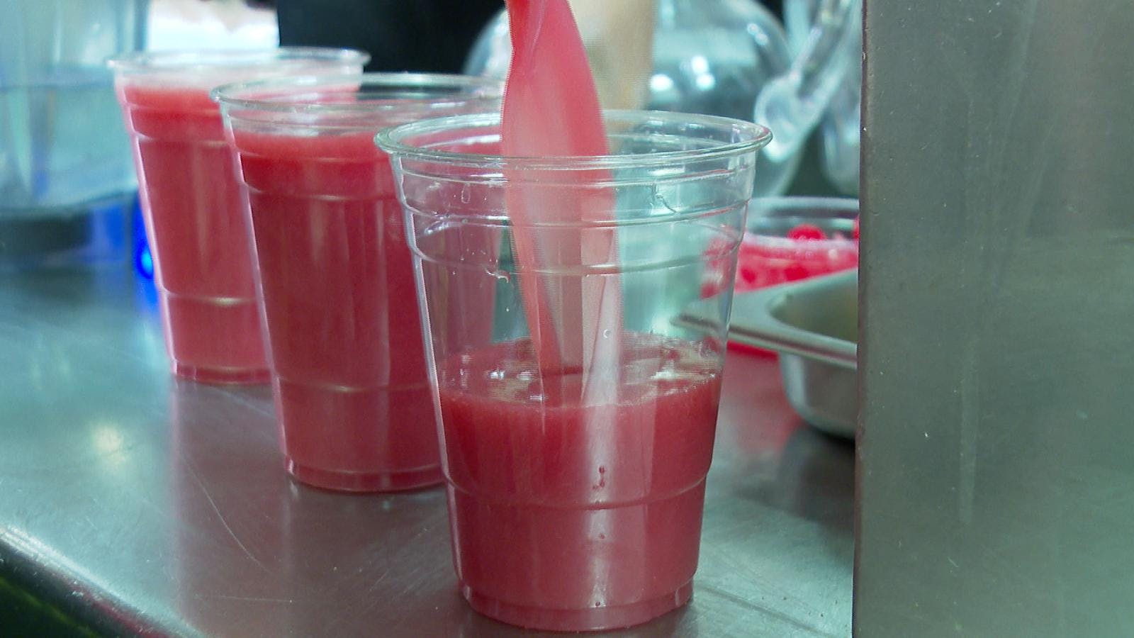 Jugos naturales, una opción para capear el calor