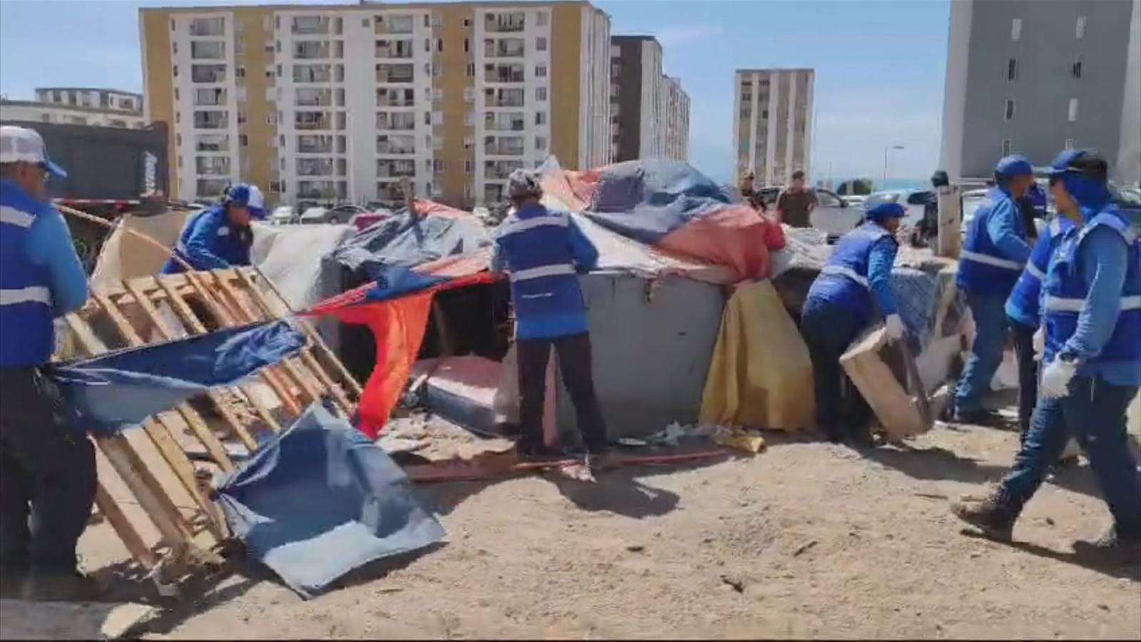Desalojan seis ocupaciones irregulares  