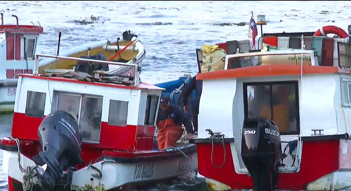 Reanudan labores de búsqueda en Bahía Mansa por naufragio