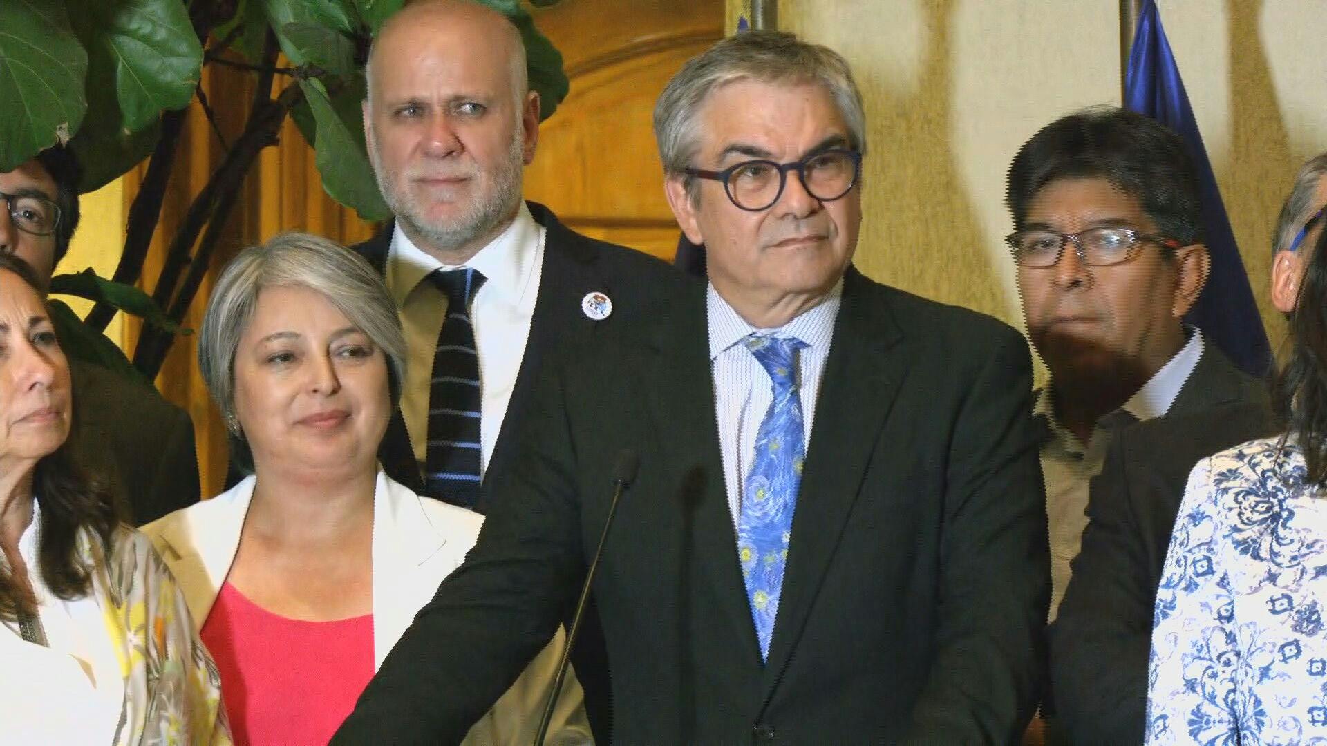 "Este proyecto es para los pensionados y mujeres": ministro Marcel tras la aprobación de reforma previsional