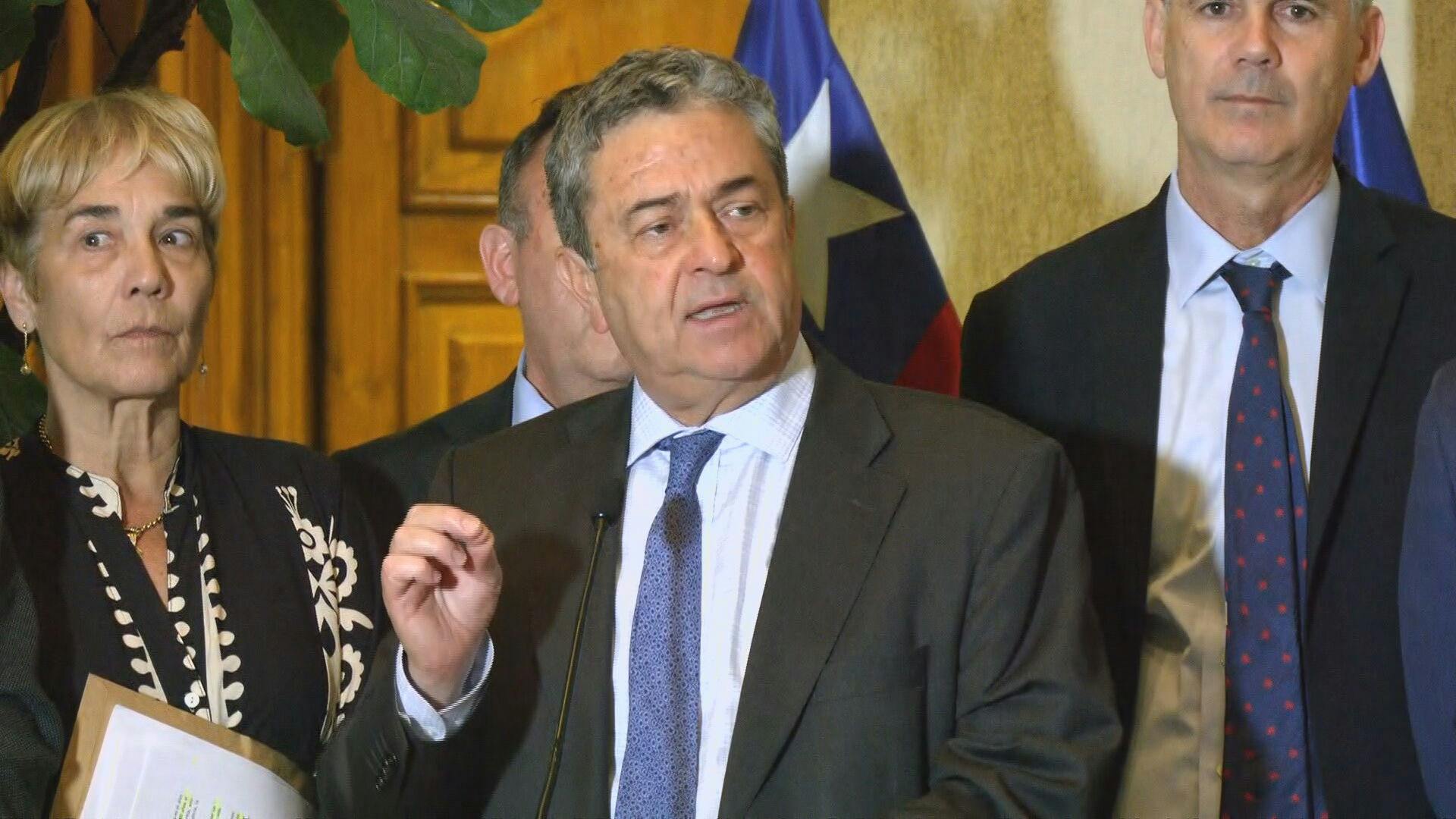 "Es justicia para que hombres y mujeres tengan la misma pensión": Coloma por aprobación de reforma previsional