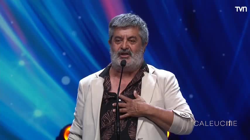 “Espero alguien sepa cocinar lasaña”: Sandro Larenas recibe Premio al Doblaje