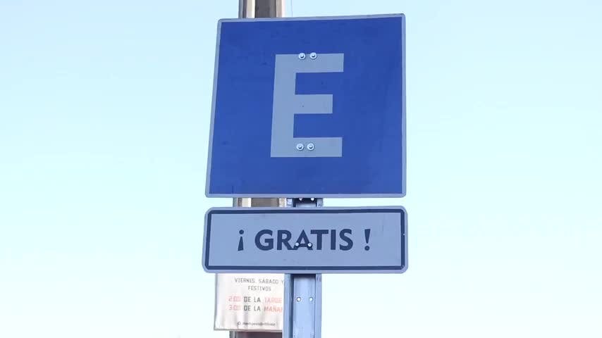 Habilitan estacionamientos gratuitos en Penco