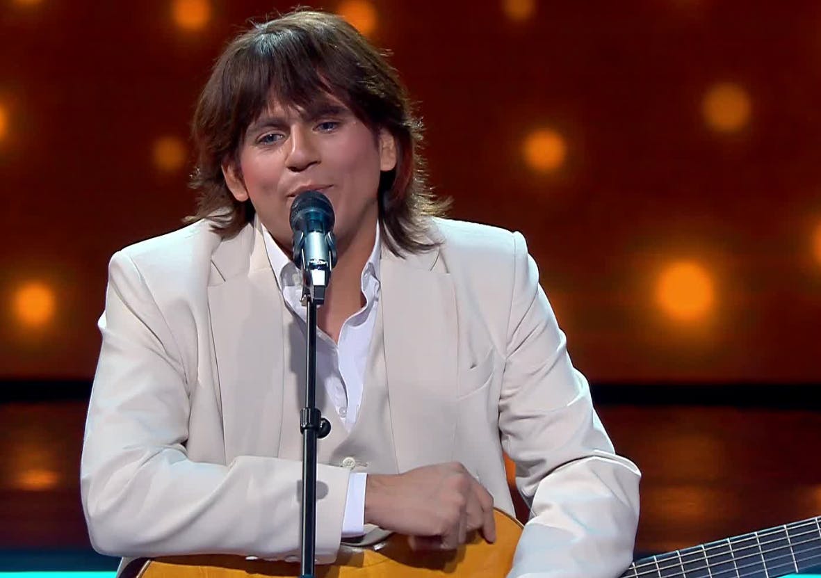 Con doble lente de contacto: Así presentó José Feliciano en "Mi Nombre Es"