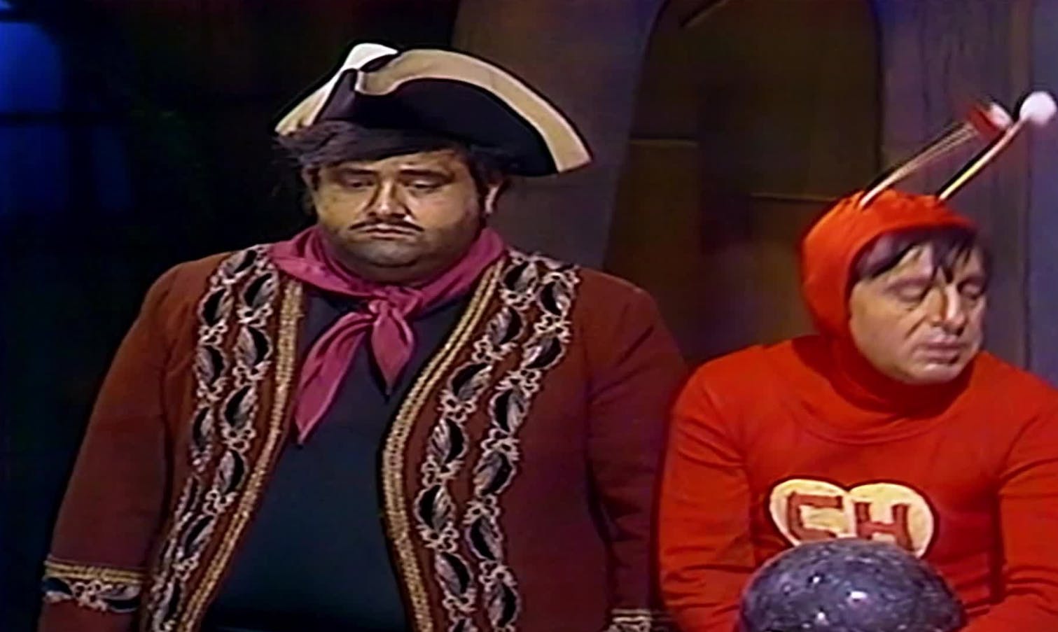 El Chapulín Colorado: Los antiguos Piratas del Caribe solo de vez en cuando desviaban a Cuba Parte 1