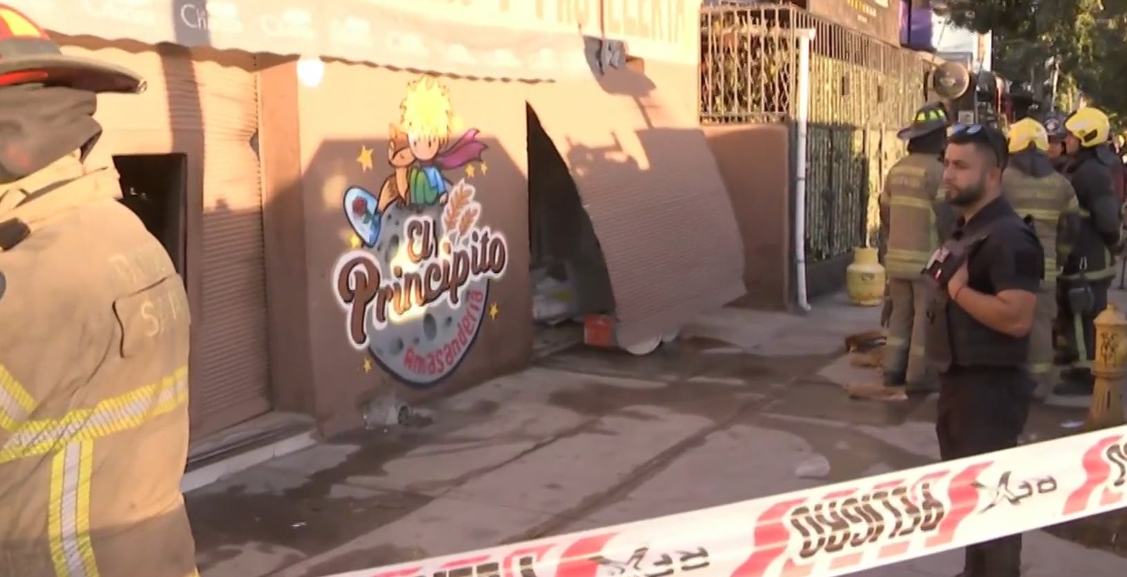 Explosión de balón de gas afecta a panadería en Estación Central 