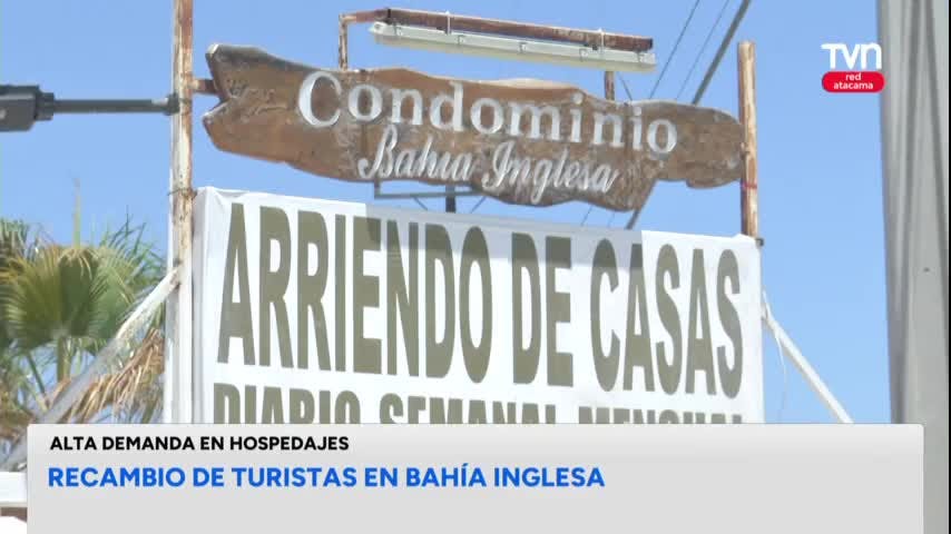 Recambio de turistas en Bahía Inglesa