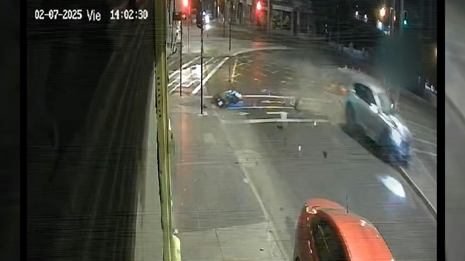 Video: Motociclista perdió la vida  en accidente automovilístico en Viña del Mar