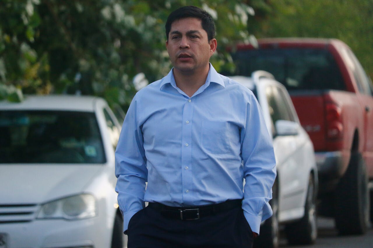 Tras denuncia por delitos sexuales: ¿Por qué el diputado Jorge Durán no fue detenido?