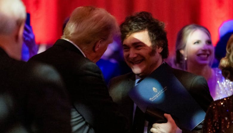 ¿Amigos y rivales?: Donald Trump golpea con su guerra comercial a la Argentina de Milei
