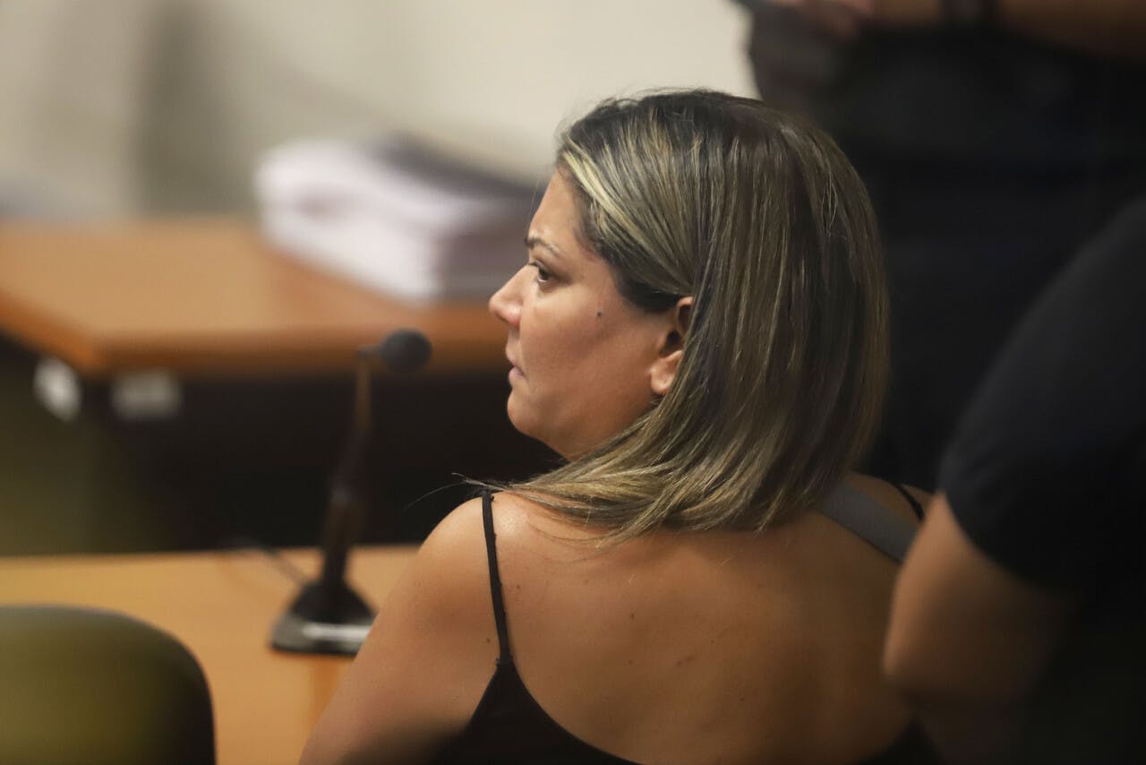 "Usted se calla, caramba": El momento en que jueza reta por mal comportamiento a Denisse Campos 