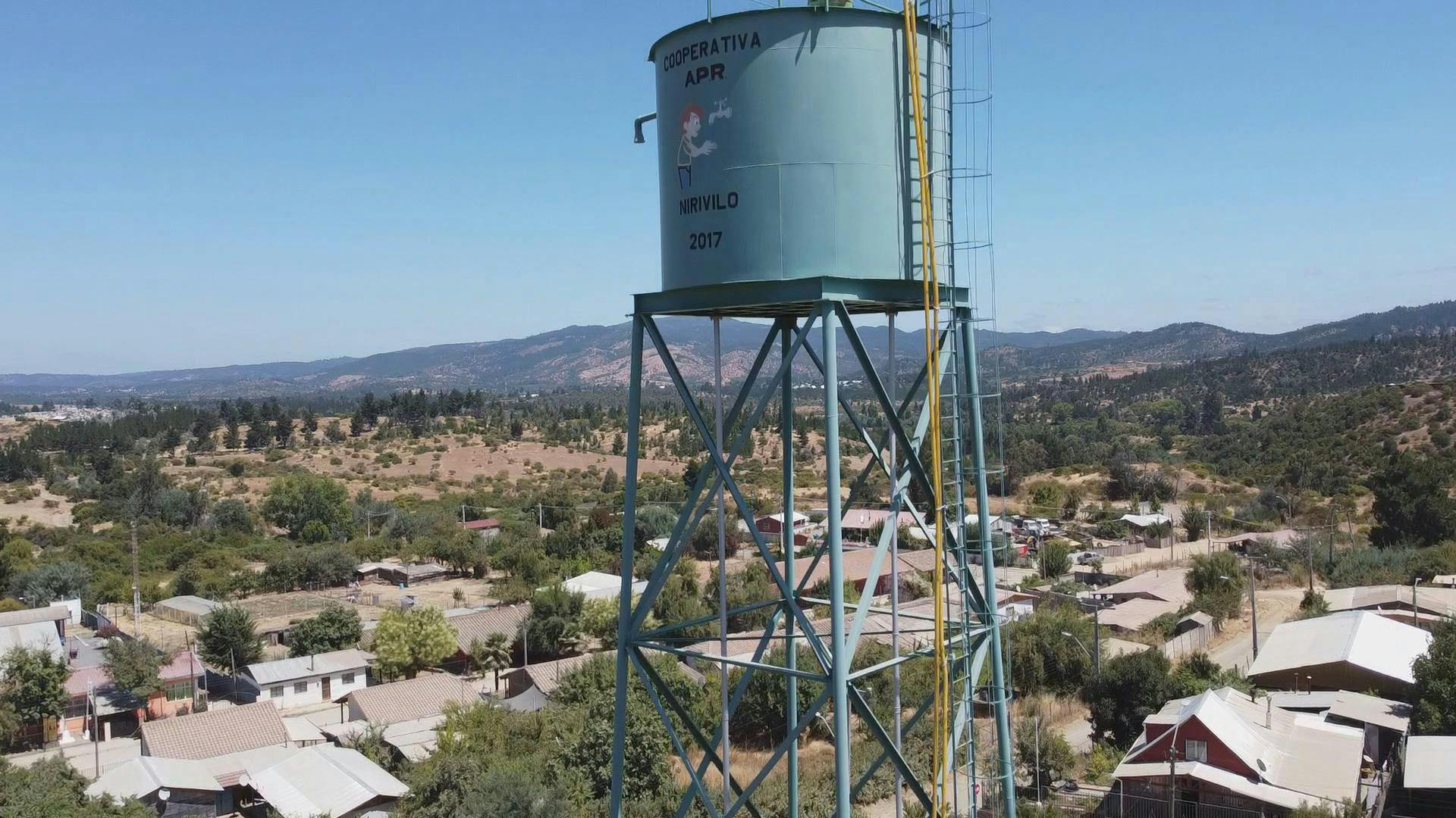 Acusan cortes de agua y poco flujo en Nirivilo