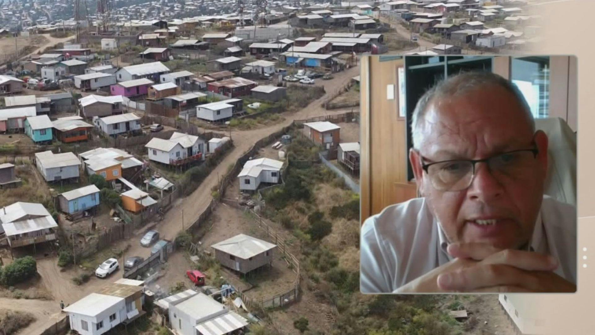 Gobernador Mundaca por San Antonio: "Las personas que viven ahí están obligados a vivir en una toma"