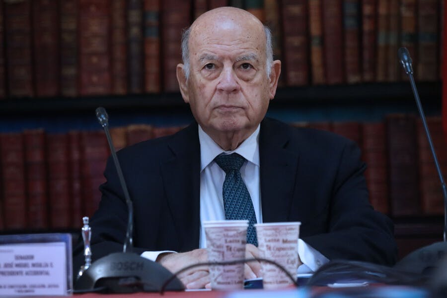 Insulza y relaciones Chile - Venezuela: "Ellos expulsaron nuestros diplomáticos, que se queden fuera los de ellos también"
