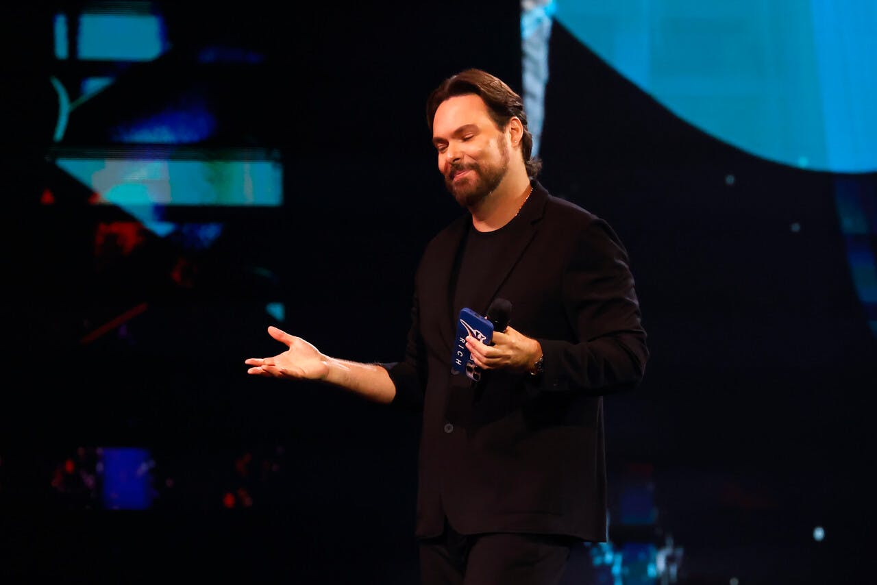 "No tiene ni moral para decir algo": Los nuevos tongos y declaraciones de George Harris tras su fracaso en Viña 2025