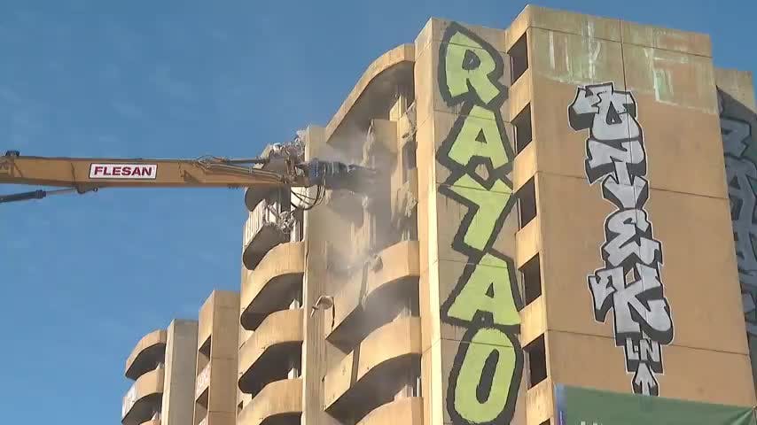 Partió demolición de edificio "terremoteado" en Hualpén