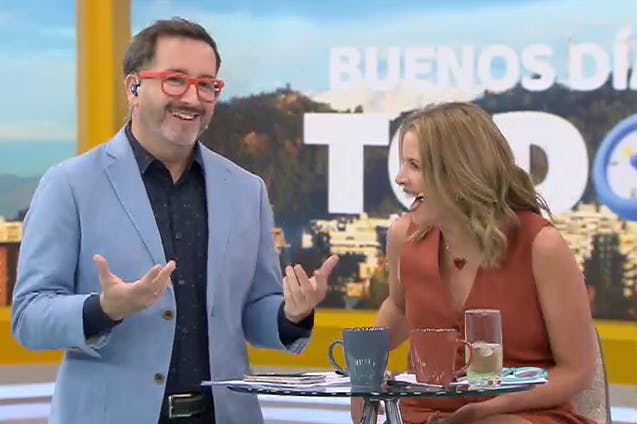 "A una en la mañana le gusta vitrinear": El coqueto detalle de Monse que sacó risas en el "Buenos Días a Todos" 