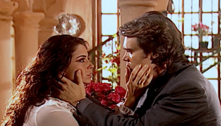 El Clon - T1E285 | Cuando el amor viene, el buen juicio se va 