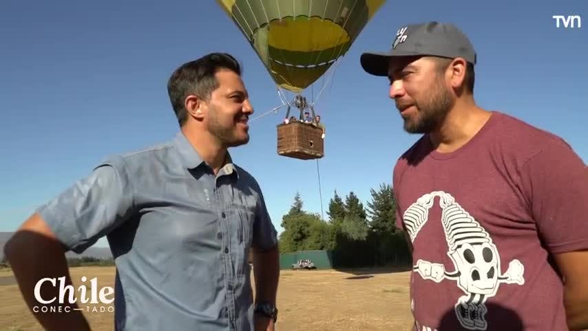 Simón Oliveros vive la magia de volar en globo aerostático