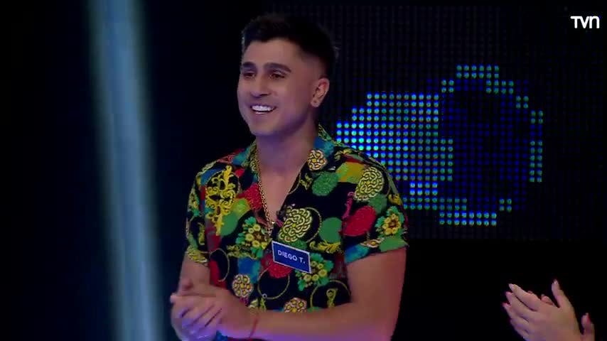 Diego trae el ritmo de Romané a "The Floor Chile"