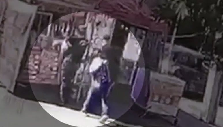 La serie de dudas y errores por el robo de arma a gendarme en un kiosco 