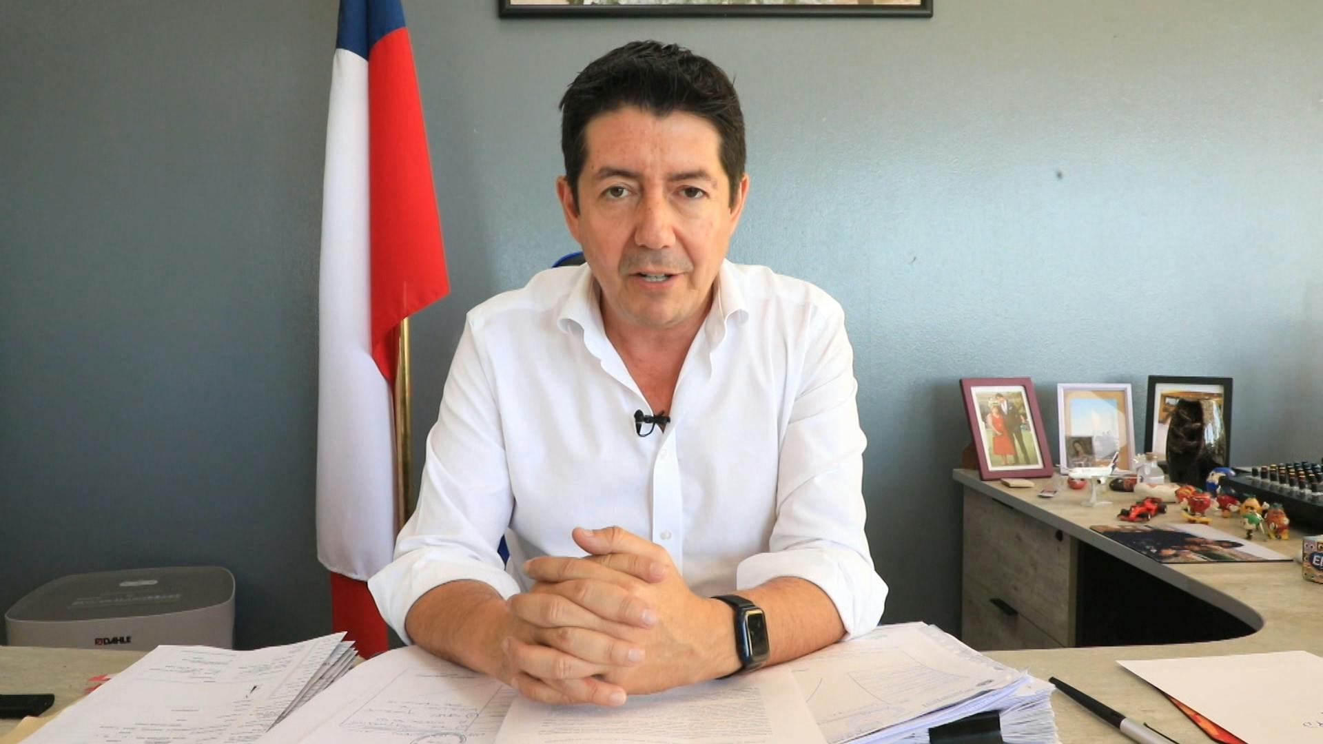 Causa contra ex alcalde Jonathan Velásquez por notable abandono de deberes entrega en su recta final 