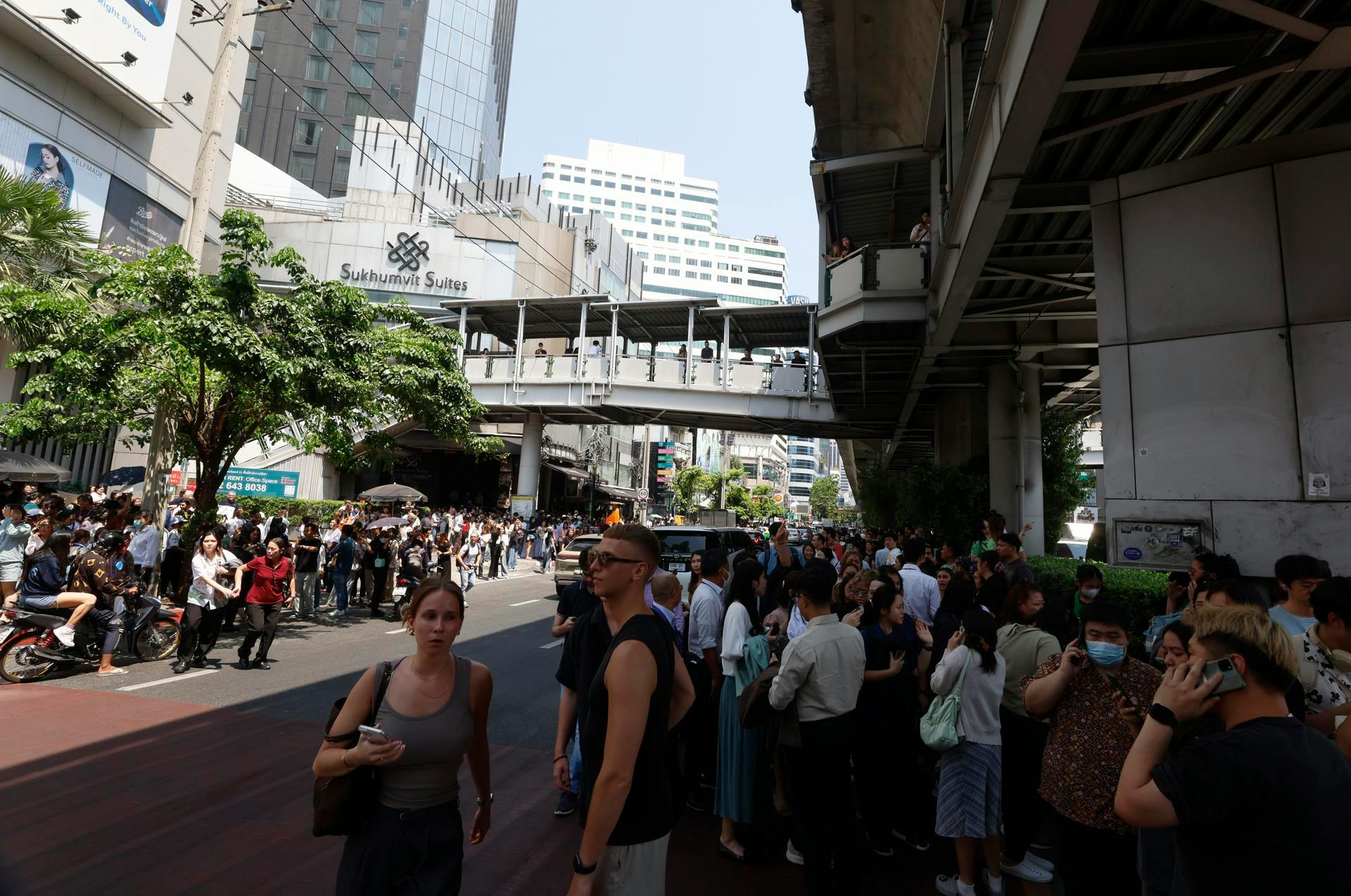 Chilena en Bangkok durante terremoto: "Aquí no están acostumbrados a este tipo de emergencia"
