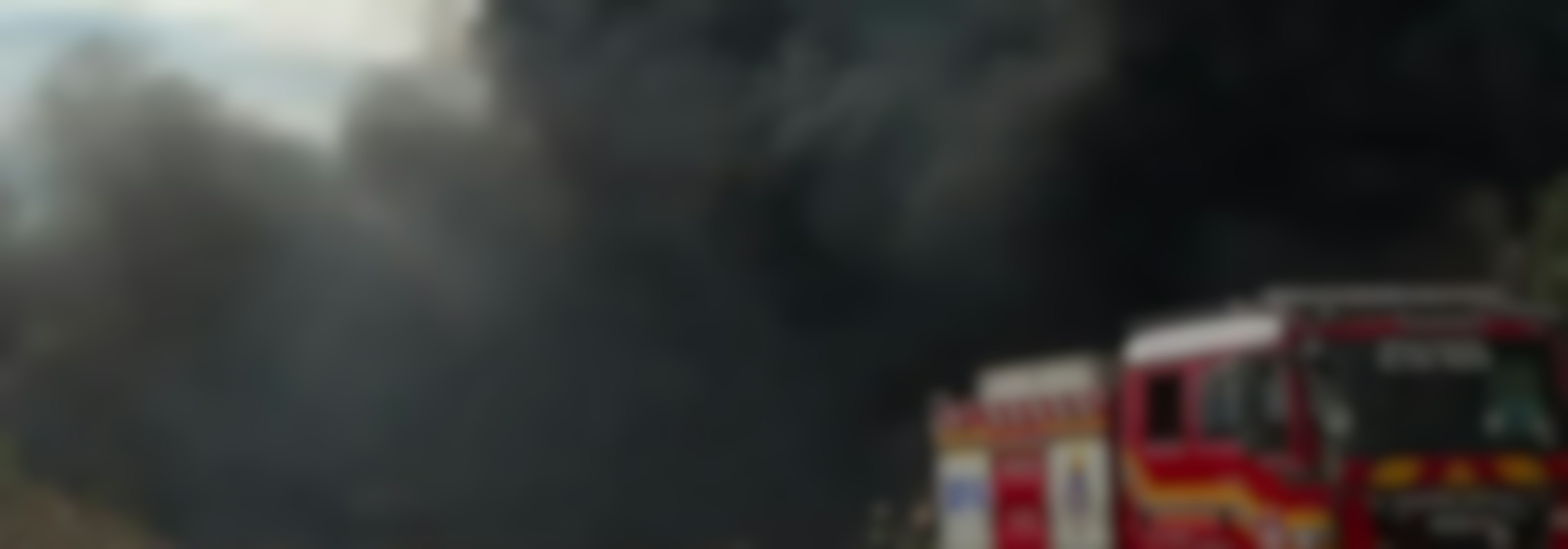 Bomberos combate incendio producto de quemas en el Maule