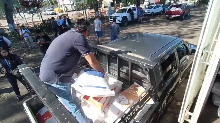 Entregan insumos a agricultores afectados por incendios en Santa Juana