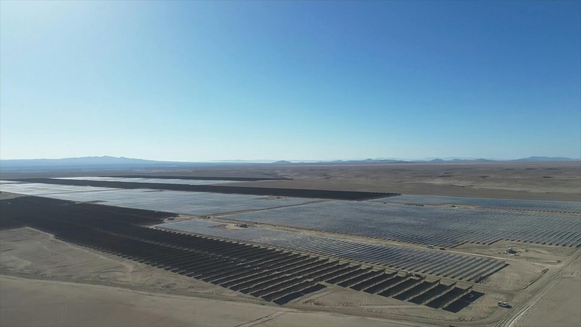 Inauguran nueva planta solar en la comuna de María Elena