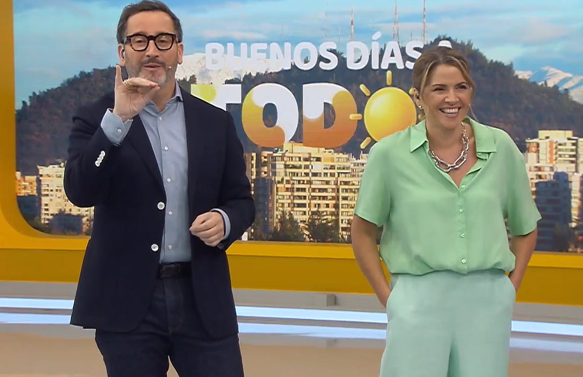"Si trabajabai con el príncipe Carlos": Los reparos de Monse por chiste de Eduardo Fuentes