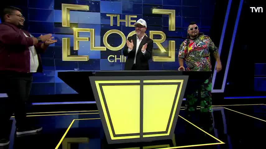 "Lucho sabe inglés": Adrián encendió la competencia con el rap junto a sus hermanos 