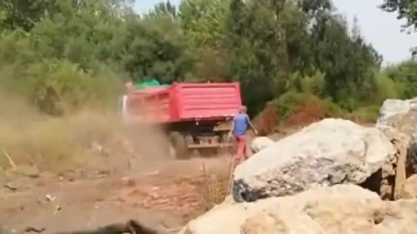 Críticas por baja multa por daño a Humedal Chimalfe 