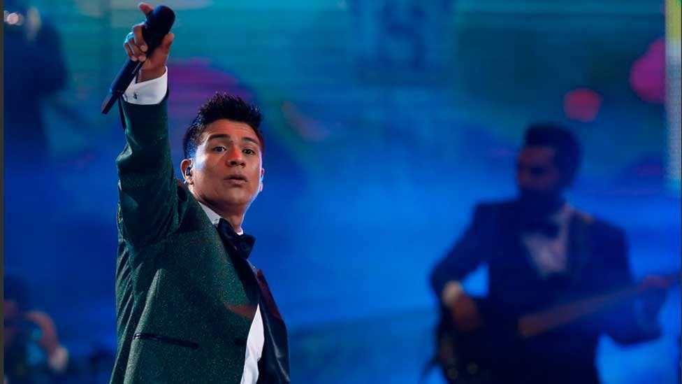 Américo lanzó canción oficial de la visita del Papa Francisco