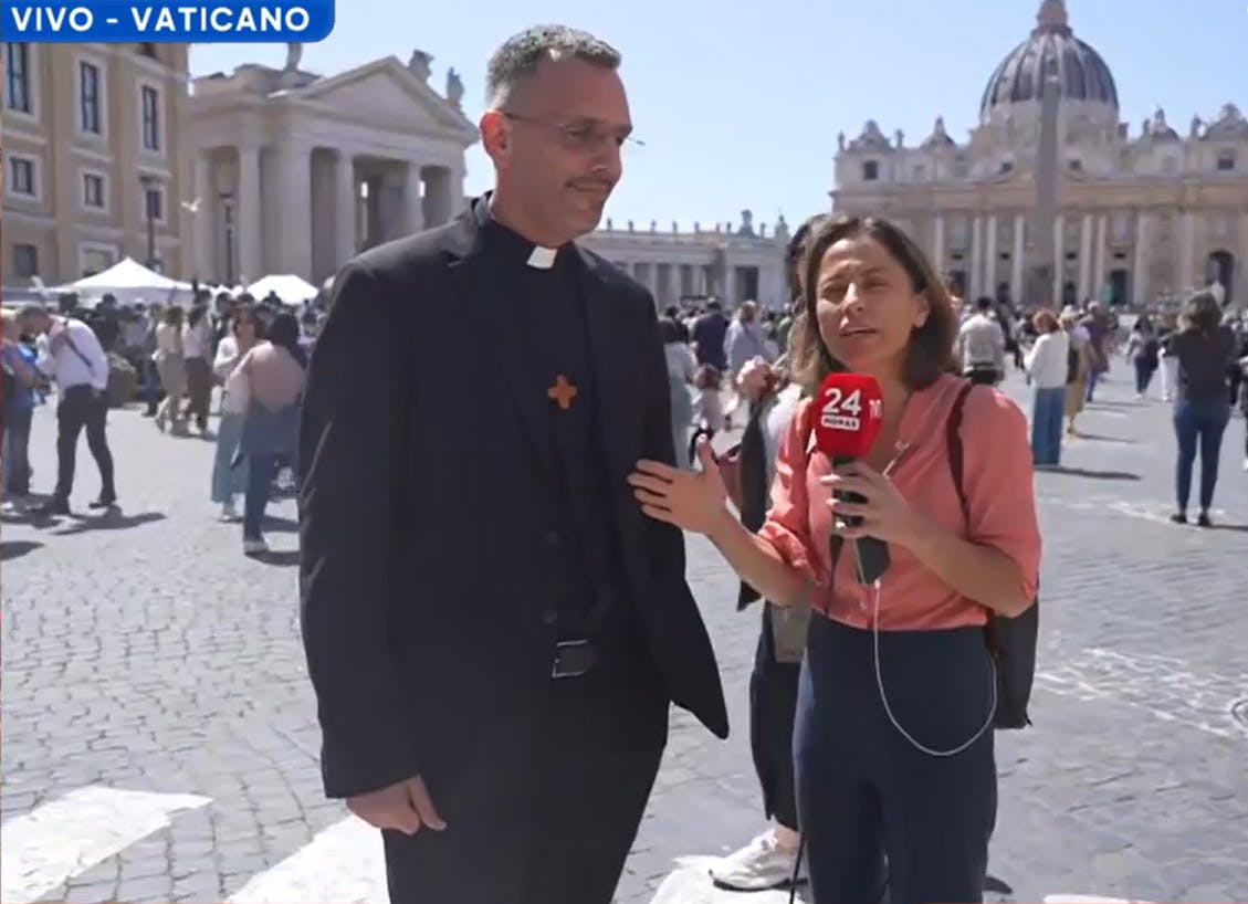 Chileno que trabajó con Francisco: "El Papa puso su corazón y mirada en aquellos que eran invisibles"