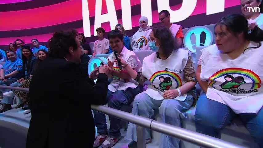 "Los chicos te tienen un regalo": Daniel recibe un lindo regalo de parte de Fundación Abrazo Fraterno