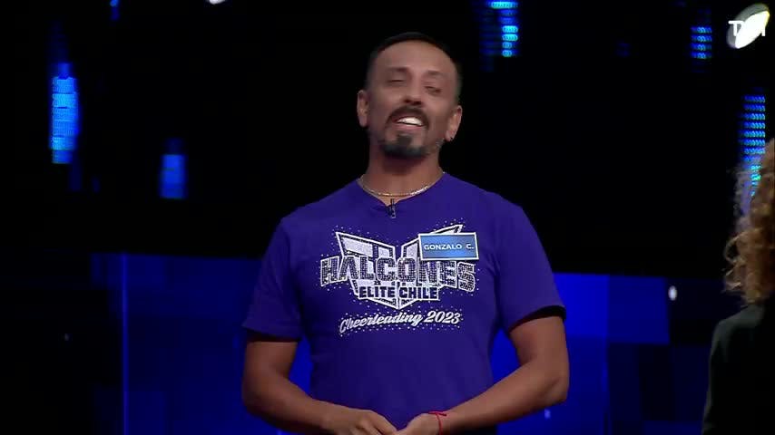 ¿Don Carter?: Gonzalo y Alicia se enfrentaron en un nostálgico duelo de personajes de Chespirito 