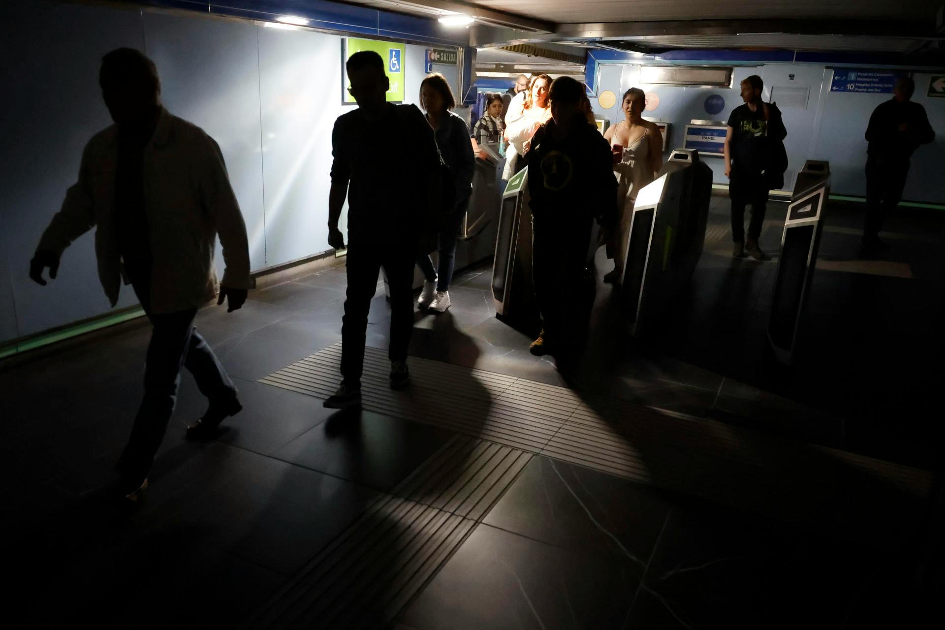 Apagón total en España: Corte de luz también afecta a Portugal y Francia